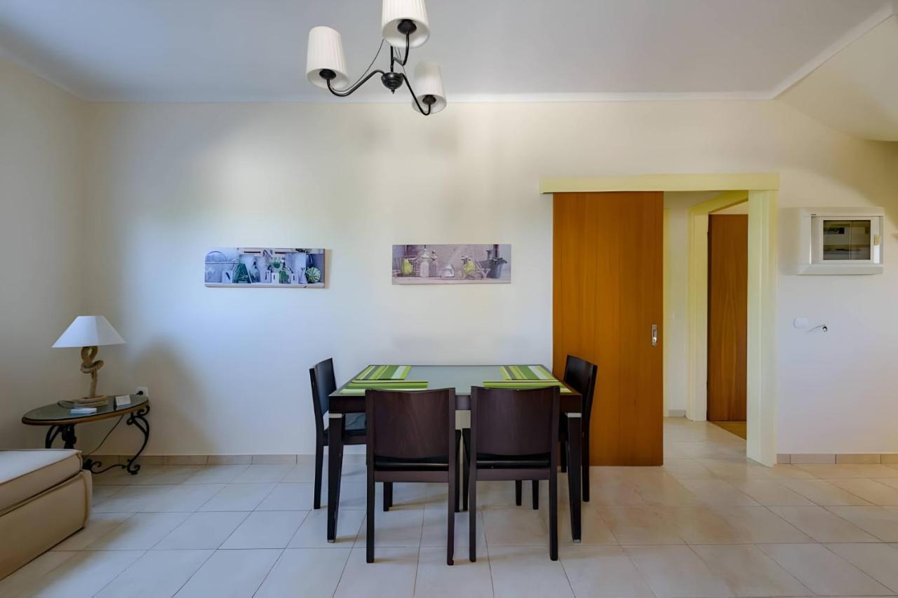 A Casa D'Irene Apartment Mantzavinata Luaran gambar