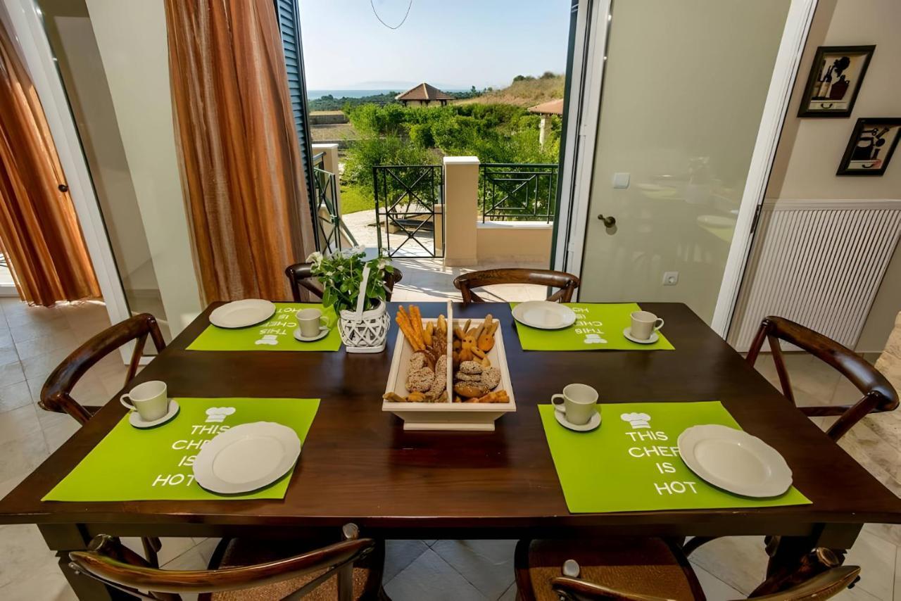 A Casa D'Irene Apartment Mantzavinata Luaran gambar
